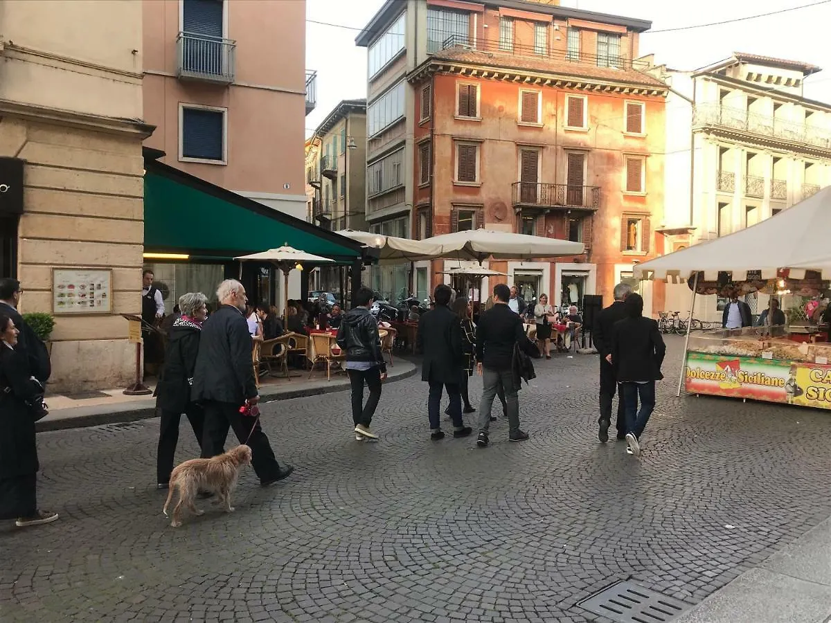 Via Roma 12 Βερόνα Πανσιόν