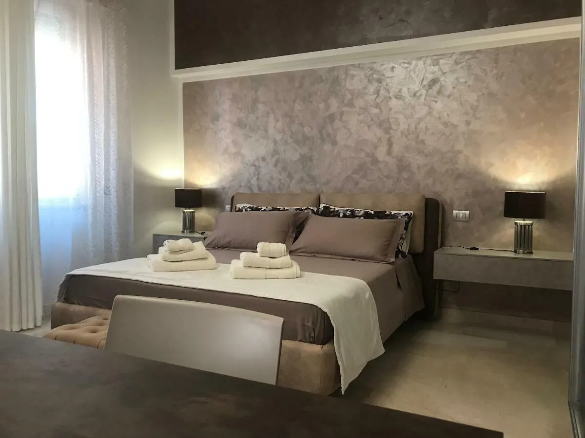 Gasthuis Via Roma 12 Verona Hotel