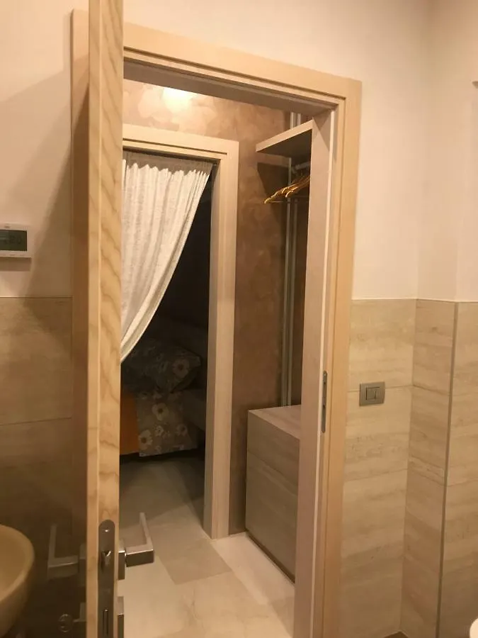 Via Roma 12 Verona Guest house