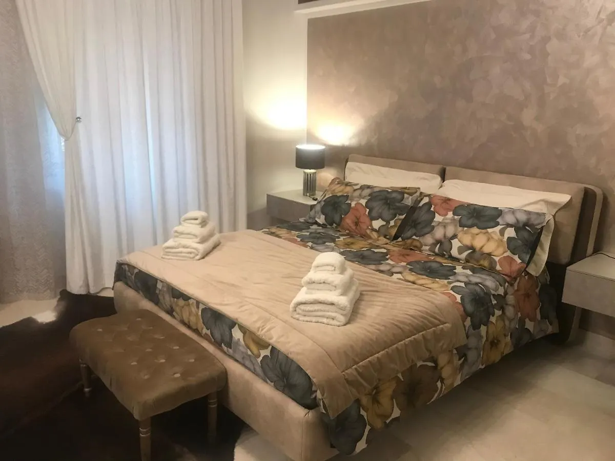Πανσιόν Via Roma 12 Βερόνα