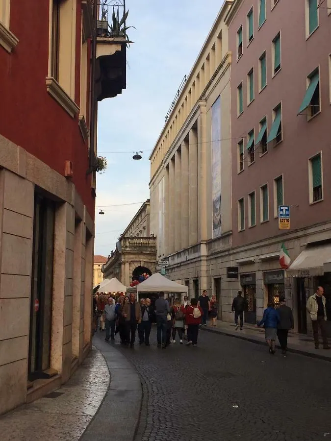 Guest house Via Roma 12 Verona Italy