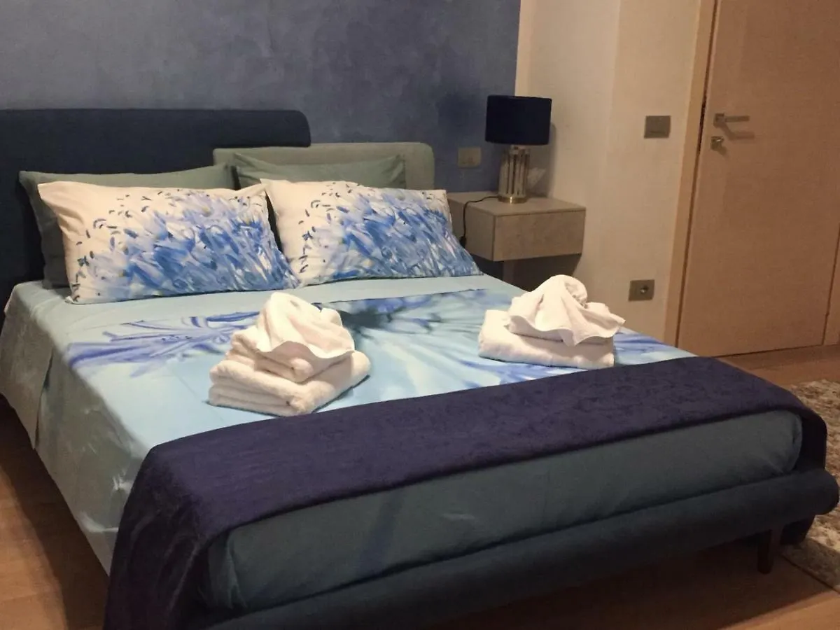 Via Roma 12 Verona Guest house