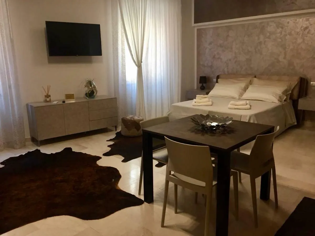 Via Roma 12 Verona Guest house