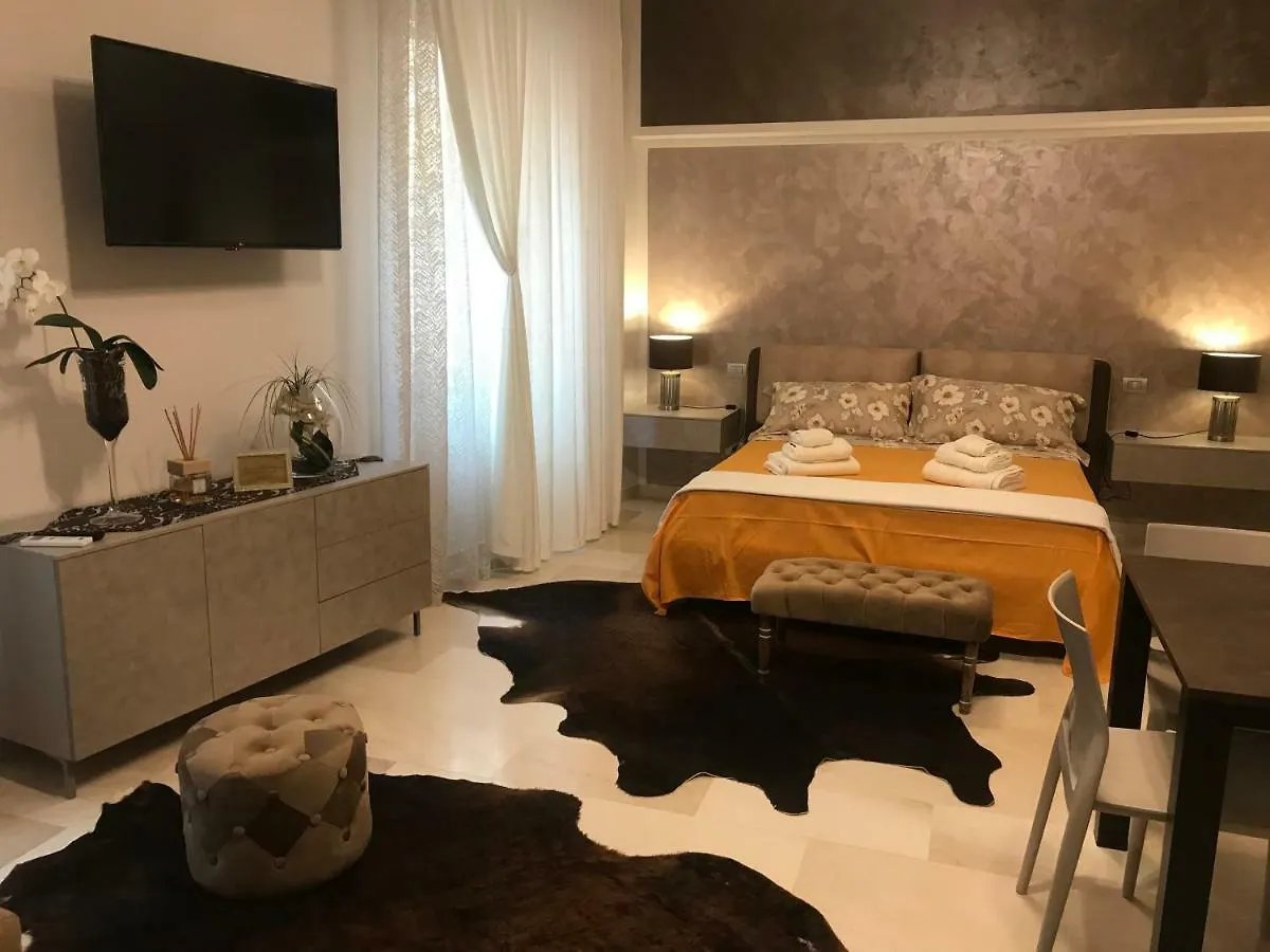 Guest house Via Roma 12 Verona Italy